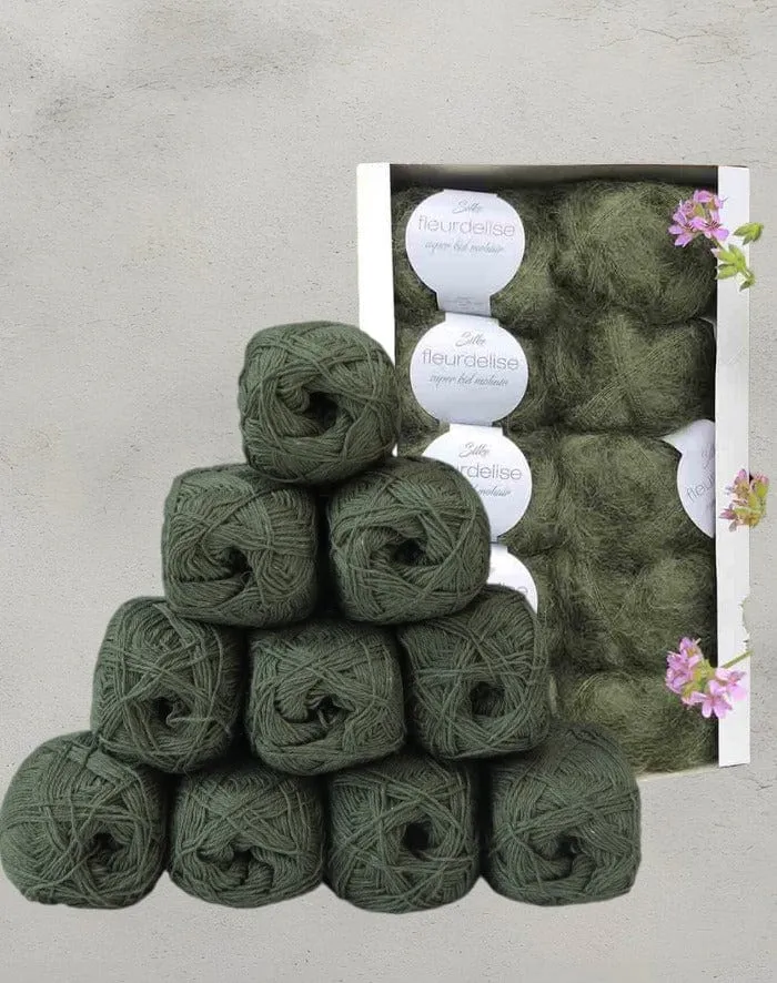 1 Kilo Uldgarn 300 m   10 ngl. Kidmohair